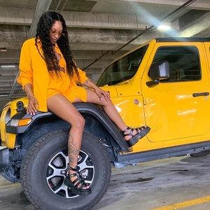 3 piece yellow short set